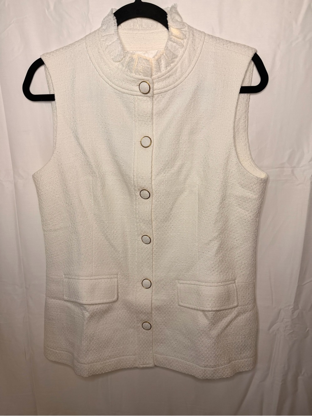 Sleeveless Ruffled Mock-Collar Button-Front Tunic - White
